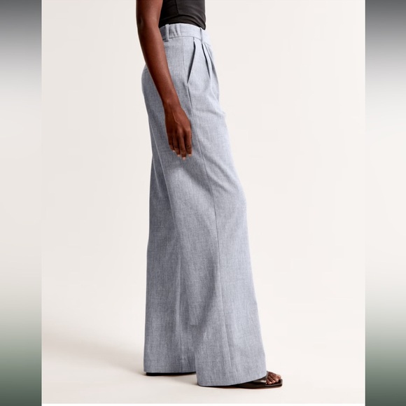 A&F Sloan Tailored Wide Leg Pant in Grey - Picture 5 of 11